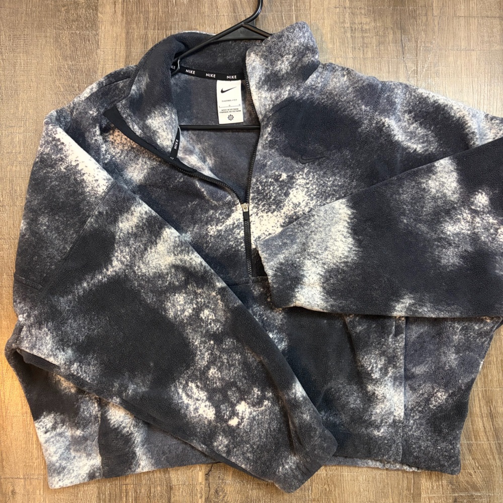 Nike Women's Black & White Tie-Dye 1-4 Zip Jacket